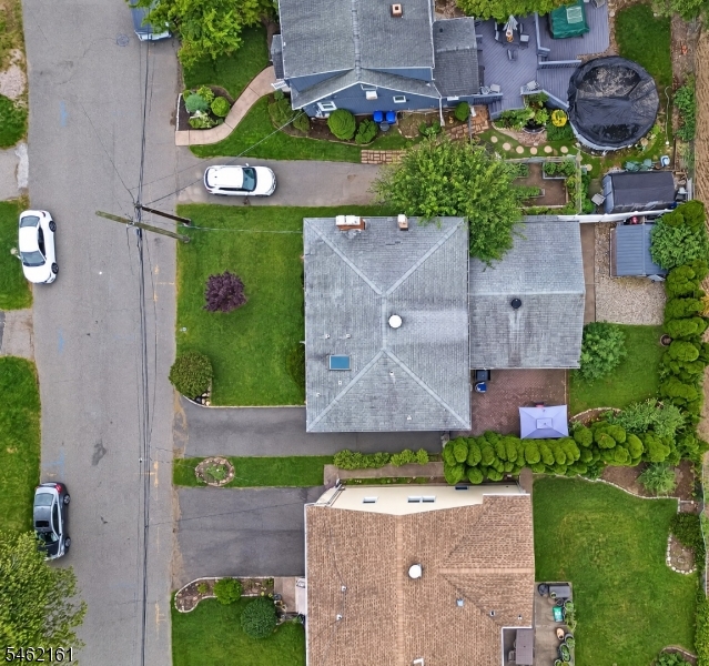 27 Strickland Ave Property Photo 24