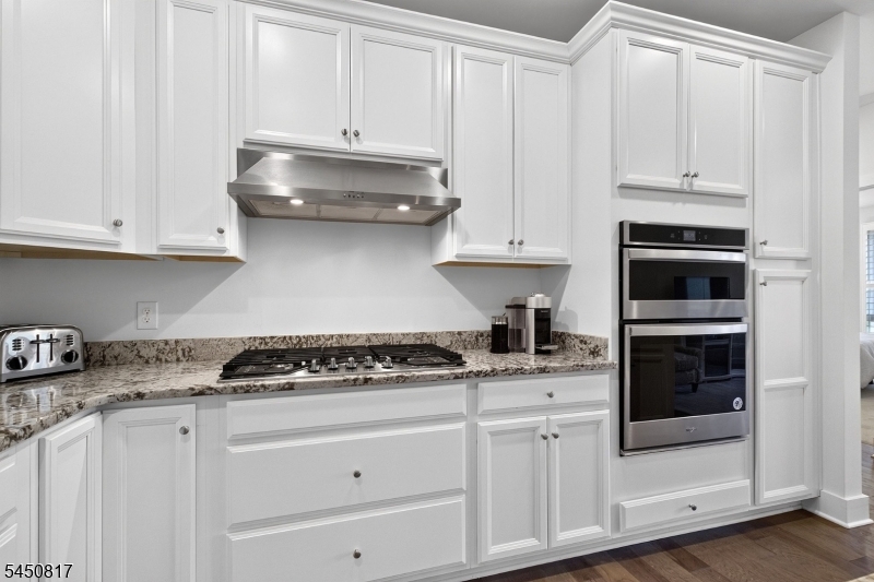 1 Vanderbilt Blvd 303 Property Photo 6