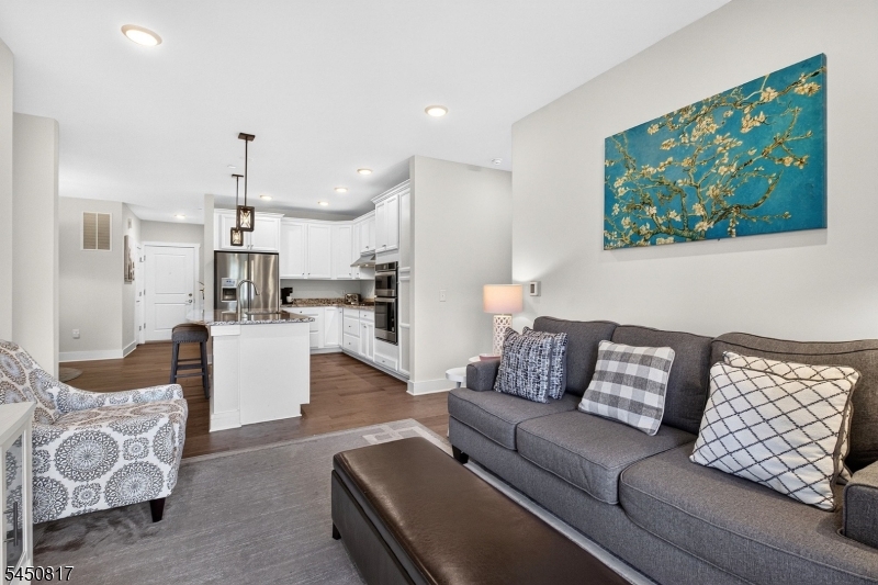 1 Vanderbilt Blvd 303 Property Photo 11