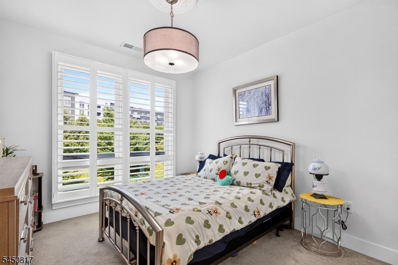 1 Vanderbilt Blvd 303 Property Photo 16