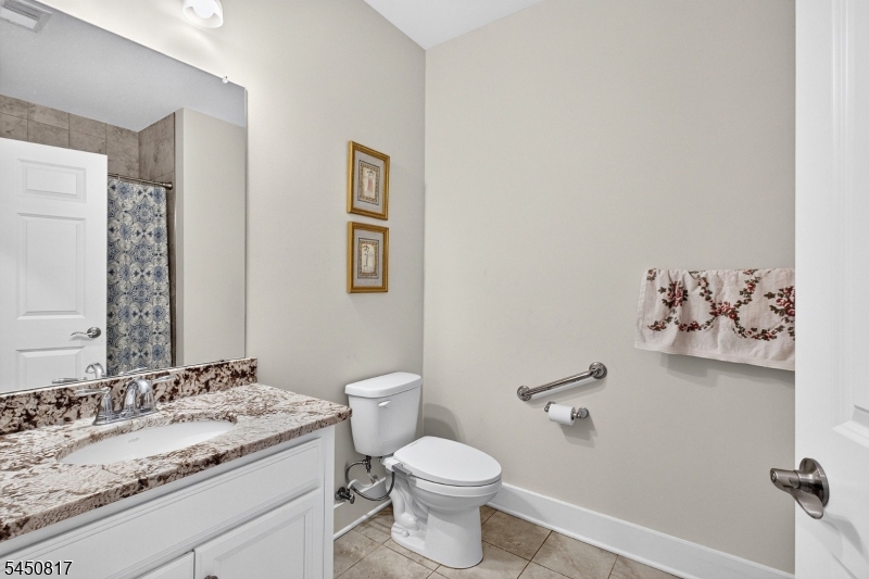 1 Vanderbilt Blvd 303 Property Photo 17