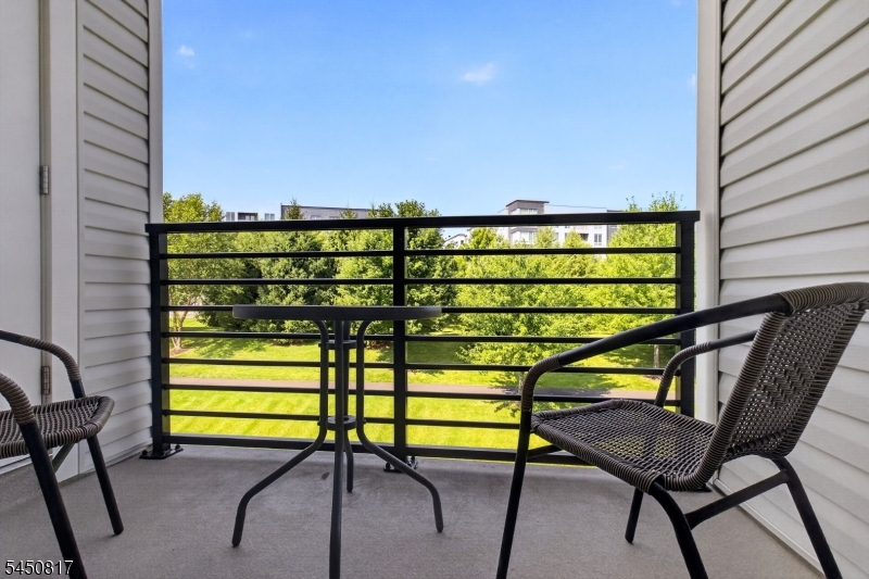 1 Vanderbilt Blvd 303 Property Photo 19