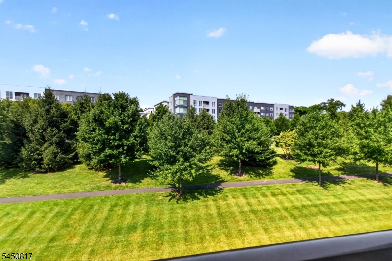 1 Vanderbilt Blvd 303 Property Photo 20