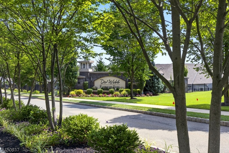 1 Vanderbilt Blvd 303 Property Photo 30