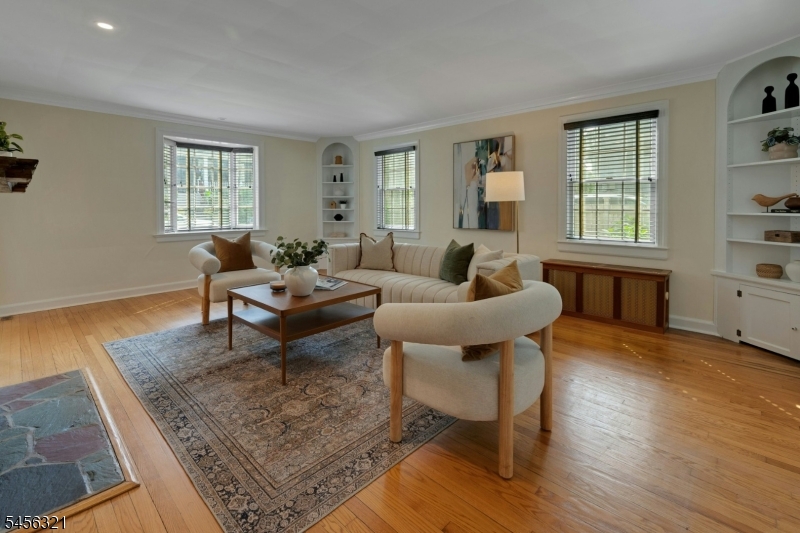 12 Hillside Ave Property Photo 6
