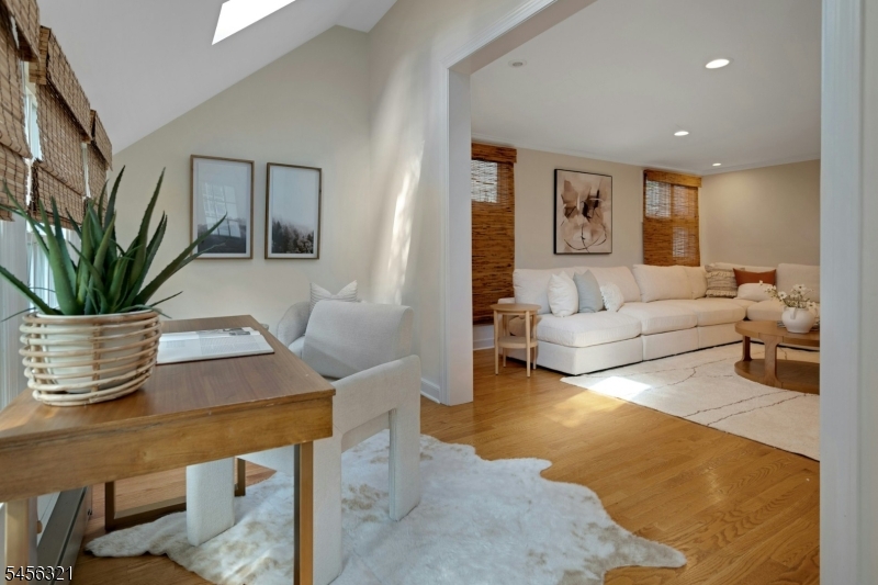 12 Hillside Ave Property Photo 18