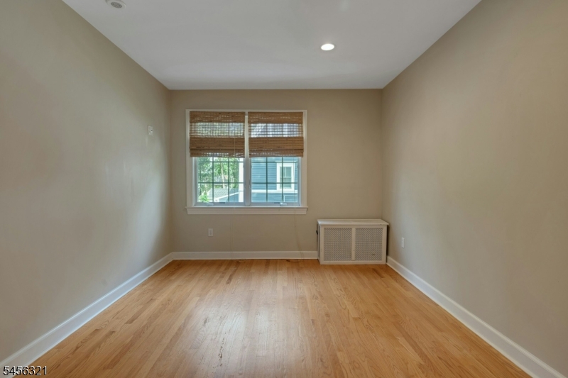 12 Hillside Ave Property Photo 25