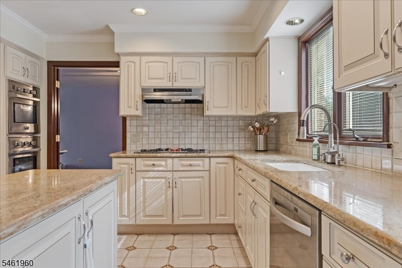 37 Jani Ct Property Photo 6