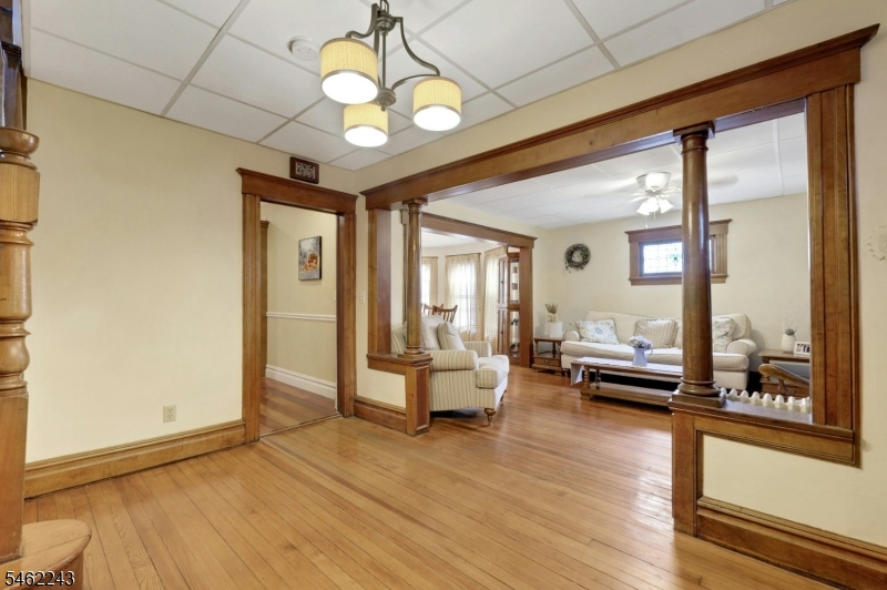 181 Linden Ave Property Photo 12