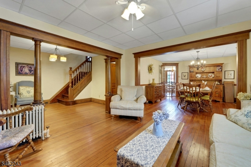 181 Linden Ave Property Photo 15