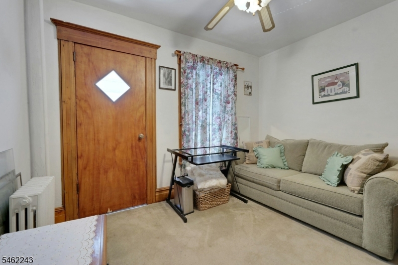 181 Linden Ave Property Photo 26