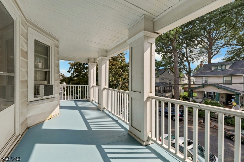 181 Linden Ave Property Photo 27