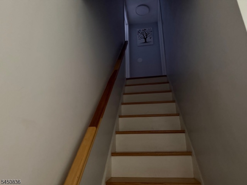 127 Verona Ave Property Photo 8