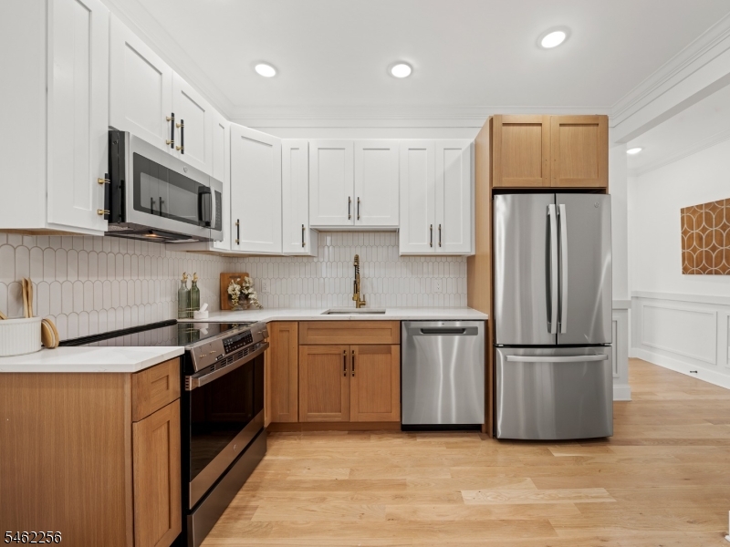 9 Morse Ave 1 Property Photo 2