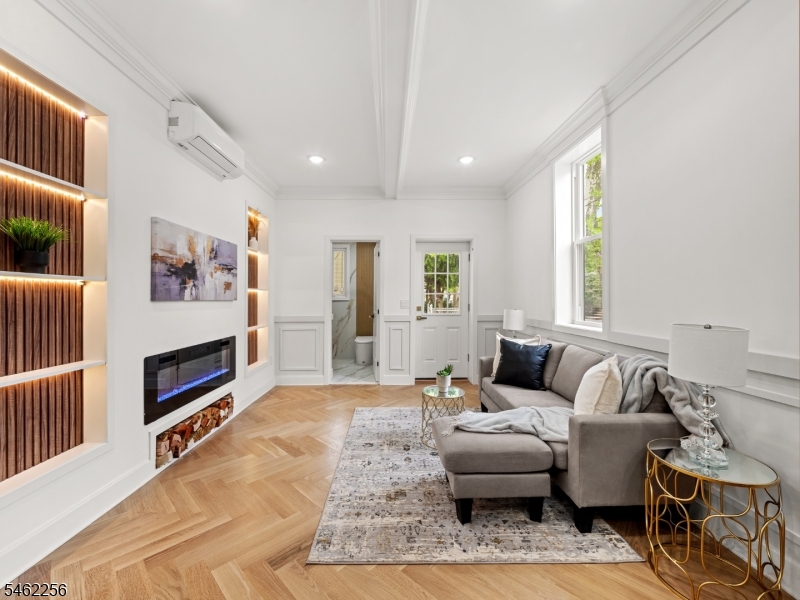 9 Morse Ave 1 Property Photo 3