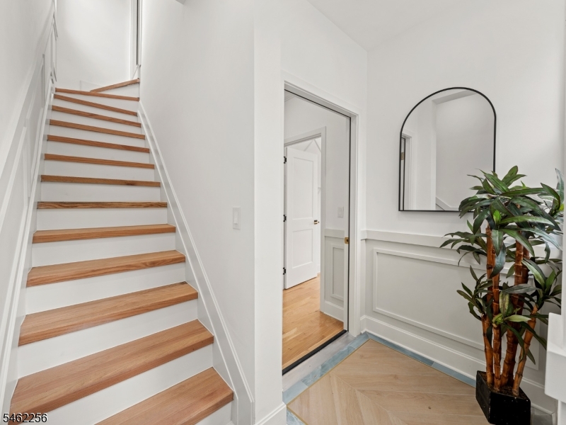 9 Morse Ave 1 Property Photo 6