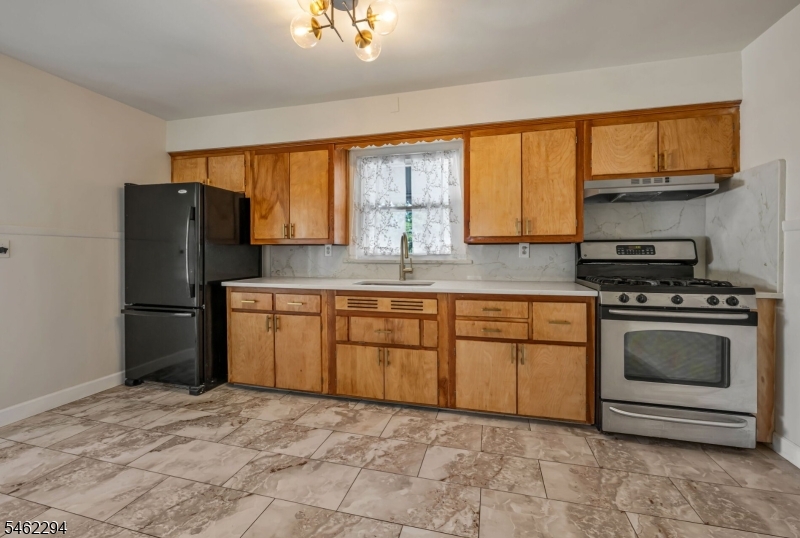 122 Westview Ave Property Photo 4