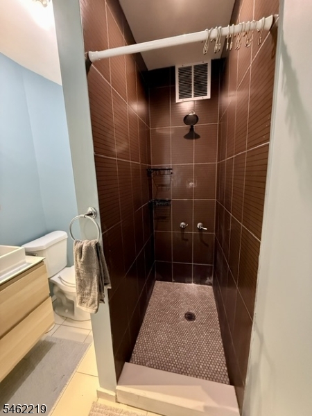 17 Oxford St Property Photo 19