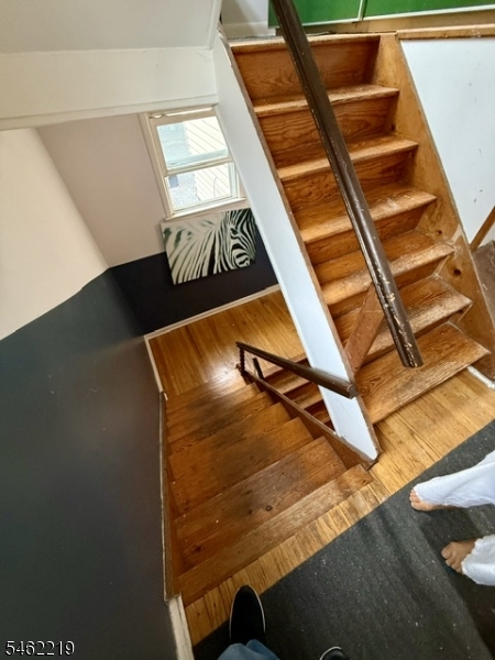 17 Oxford St Property Photo 29