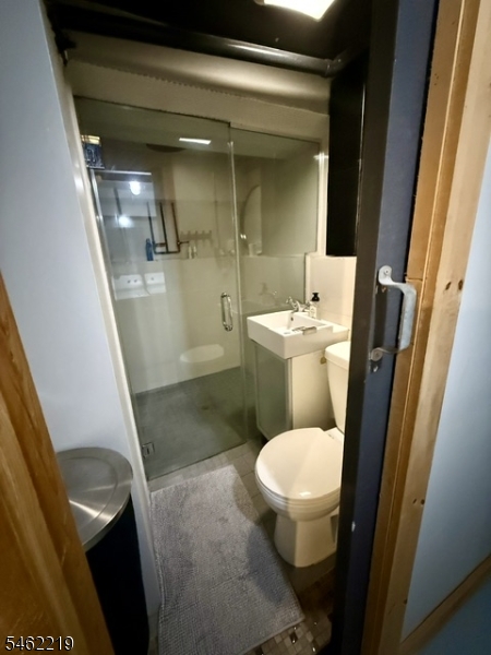 17 Oxford St Property Photo 31