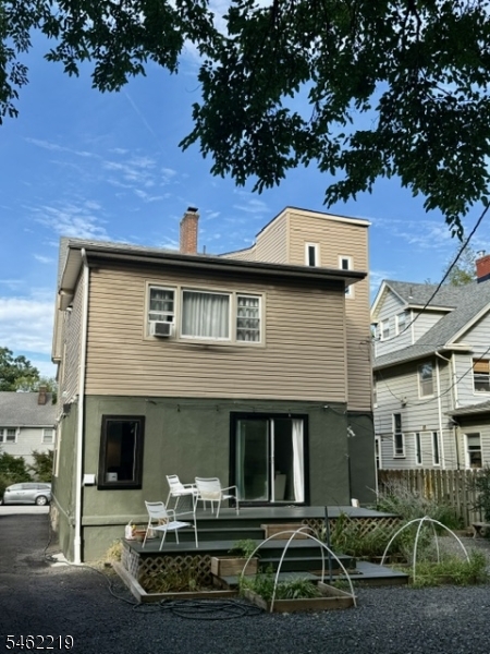 17 Oxford St Property Photo 35