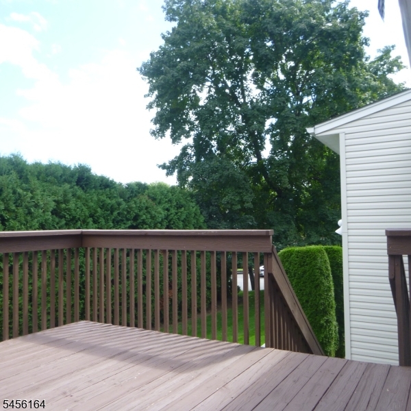 407 Lafayette Ave Property Photo 7
