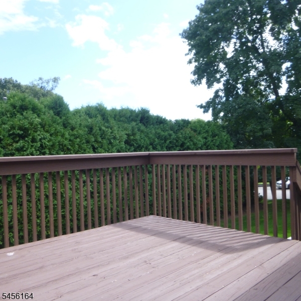 407 Lafayette Ave Property Photo 8