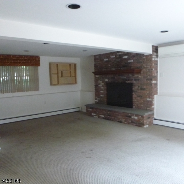 407 Lafayette Ave Property Photo 13