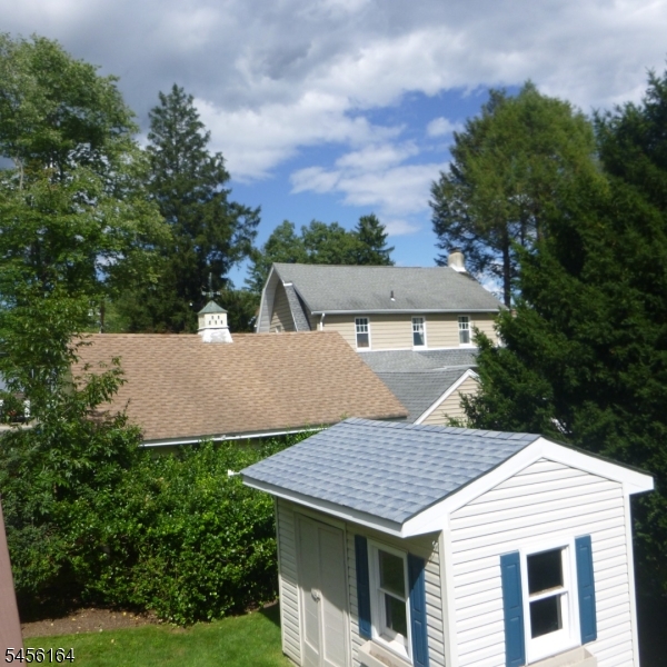 407 Lafayette Ave Property Photo 24