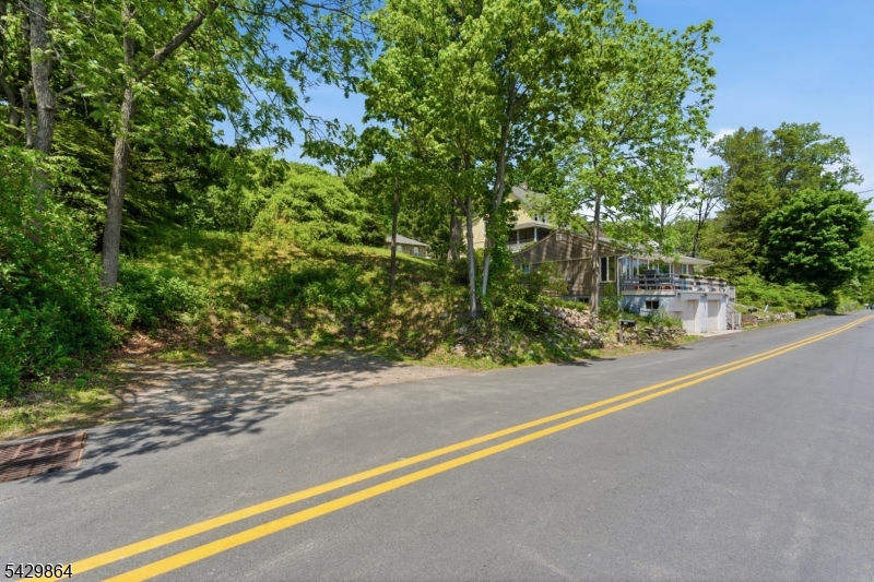 77 Lower North Shore Rd Property Photo 30