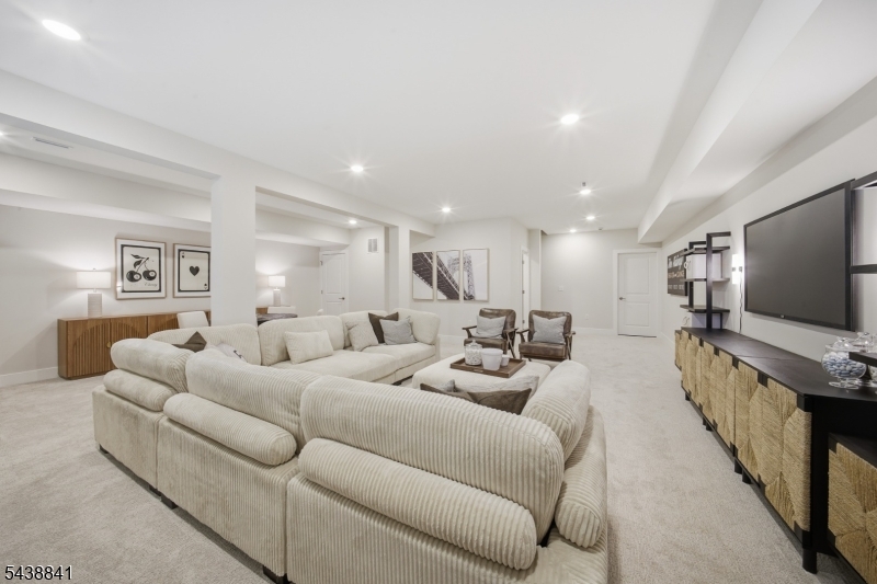 4 Pimlico Pl Property Photo 33
