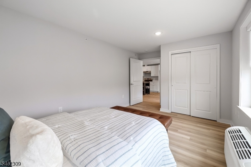 449 Washington St Property Photo 9
