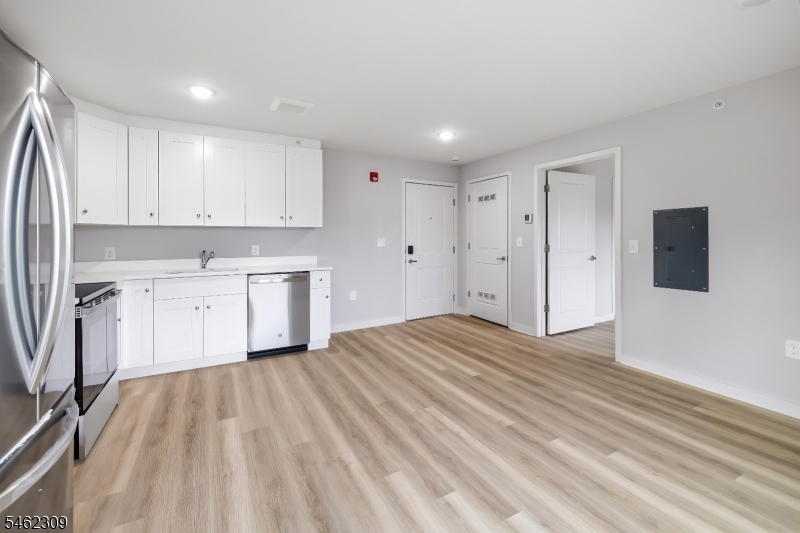 449 Washington St Property Photo 19