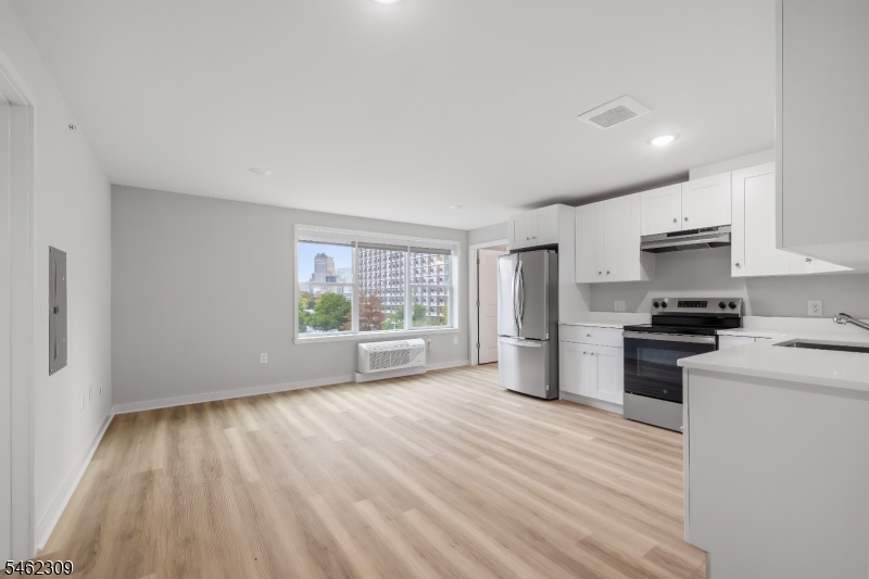 449 Washington St Property Photo 20