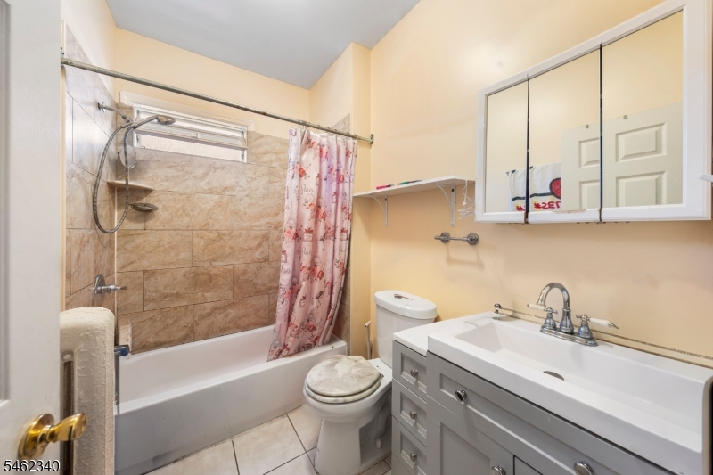 324 Chilton St Property Photo 36
