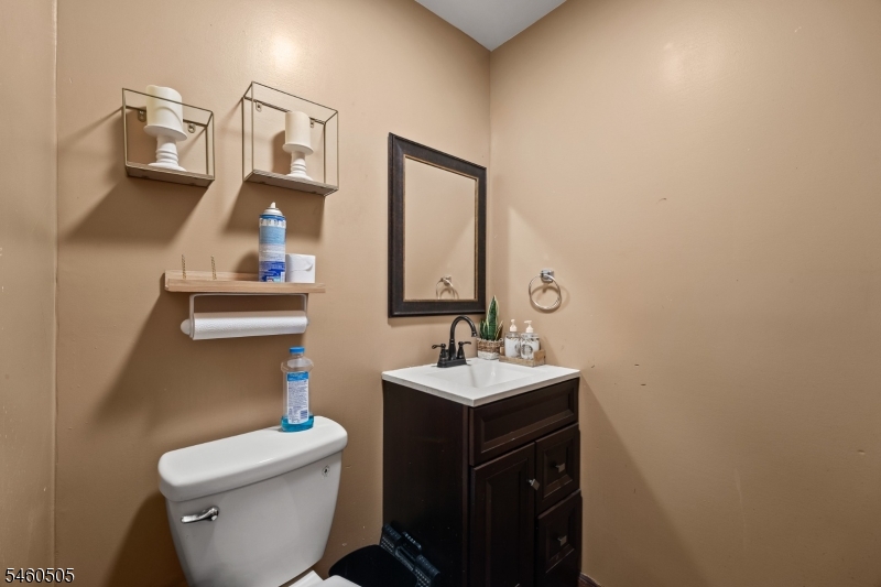 39 Richmond Ave Property Photo 12