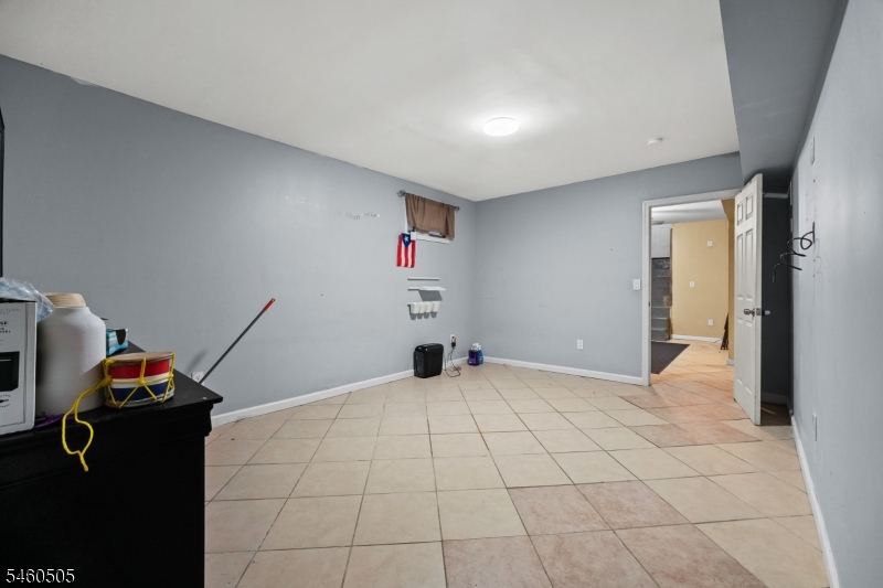 39 Richmond Ave Property Photo 27