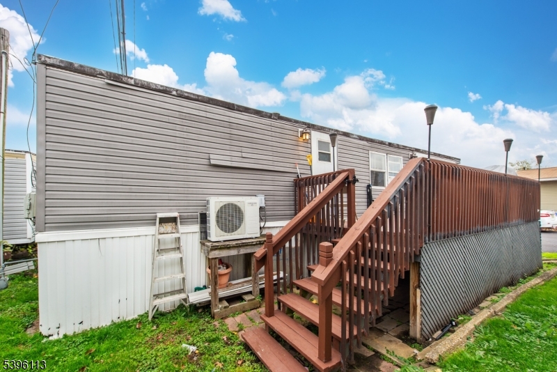 39 Helen Drive Property Photo 16