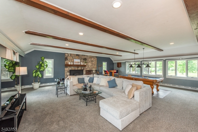 111 Beaver Run Rd Property Photo 15