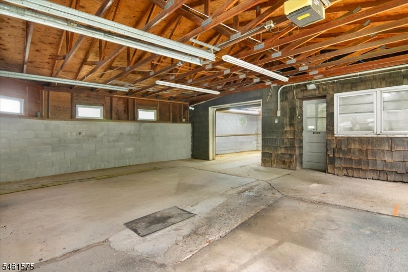 113 Harrison Ave Property Photo 26