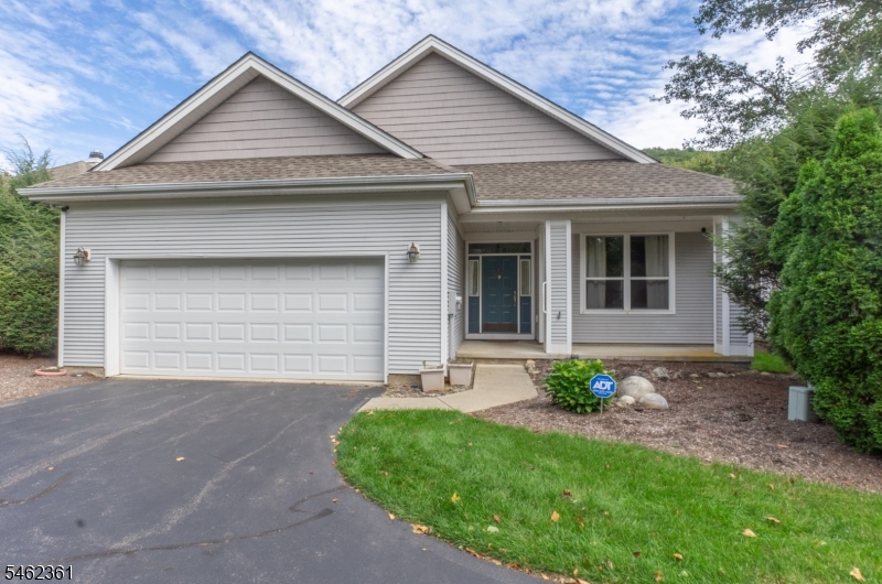 43 Tannery Hill Dr Property Photo 1
