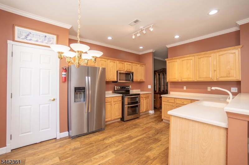 43 Tannery Hill Dr Property Photo 2