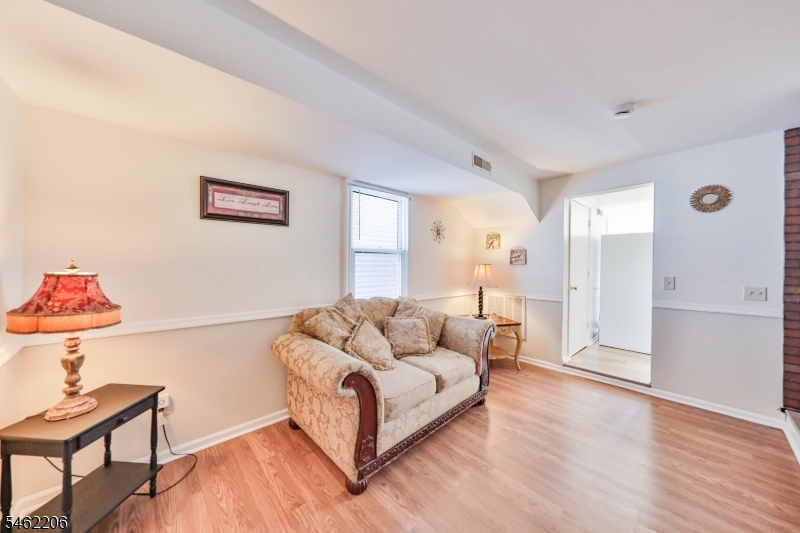 34 Bennett St 36b Property Photo 5