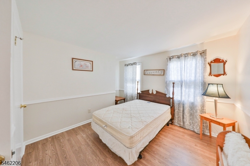 34 Bennett St 36b Property Photo 6
