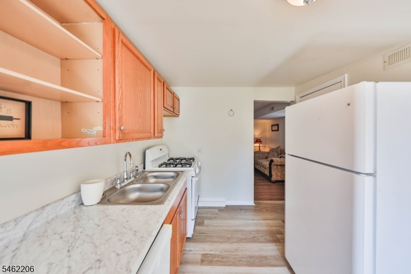 34 Bennett St 36b Property Photo 9