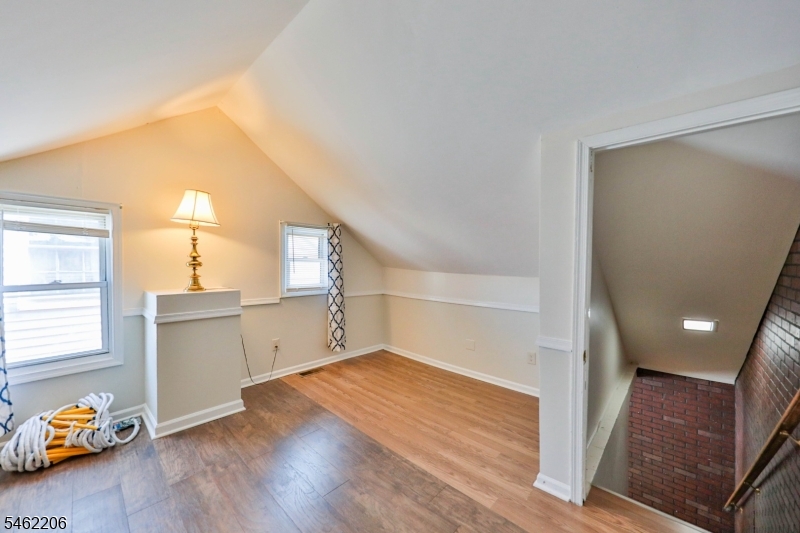 34 Bennett St 36b Property Photo 12