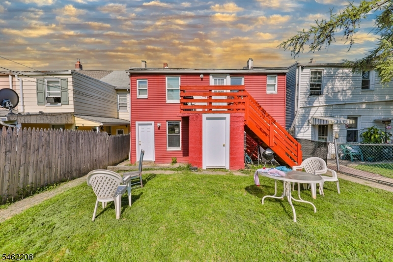 34 Bennett St 36b Property Photo 14