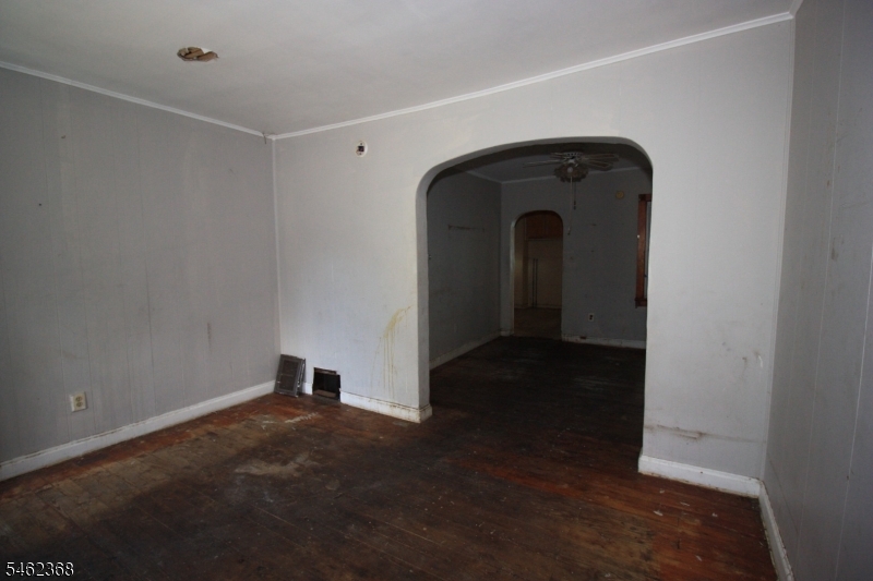 755 S Main St Property Photo 4