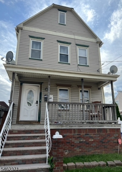 511 Harrison Pl Property Photo 1