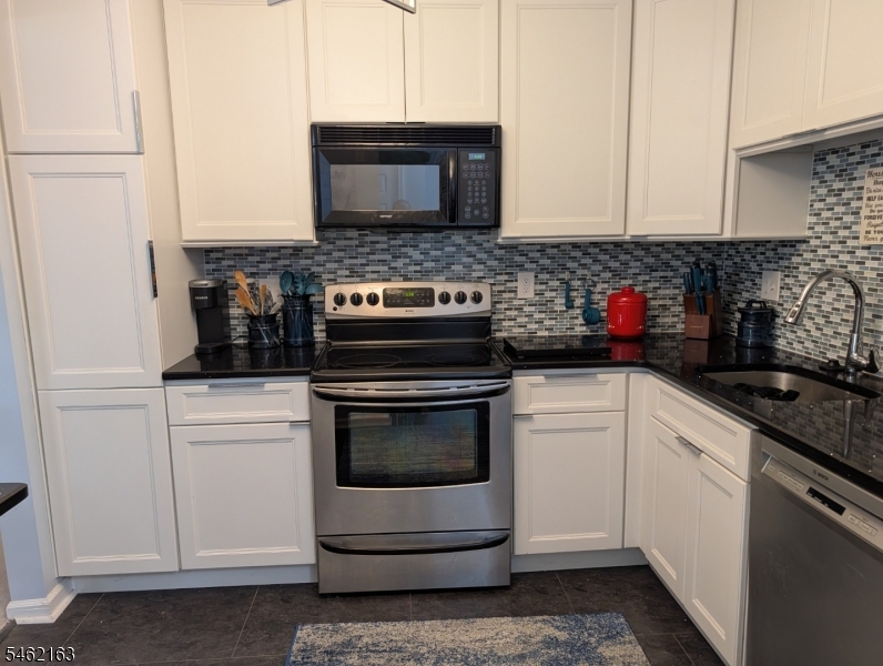 258 Potomac Drive Property Photo 8